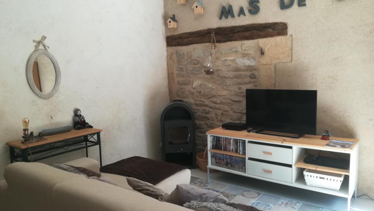 Bed and Breakfast Le Mas De Carrie Parisot  Exterior foto